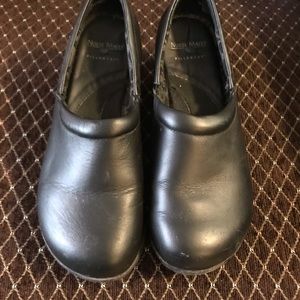 Nursemate shoes
